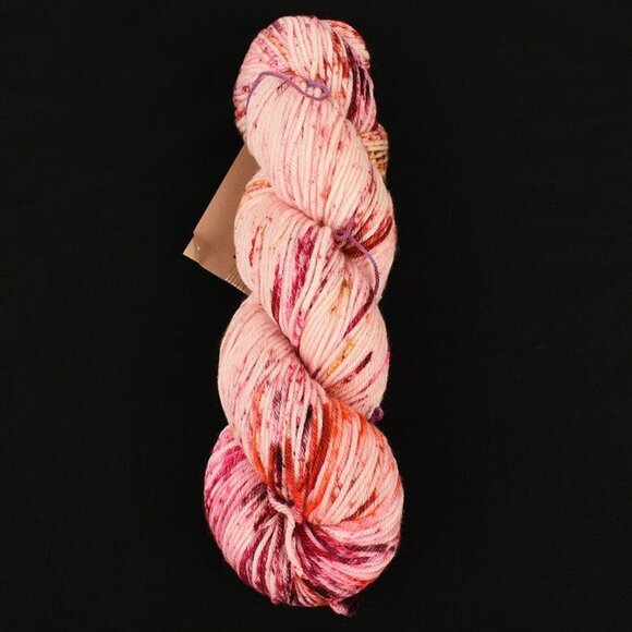 Madelinetosh DK Twist Yarn 100% Merino Wool 250 Yards Hand-Dyed Lover Colorway - Picture 1 of 3